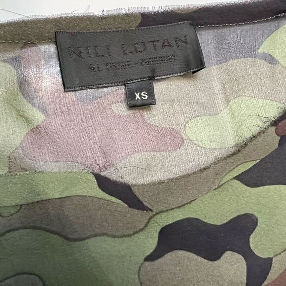 Nili Lotan** Green & Brown XSmall Camouflage Silk Long-Sleeve T-Shirt - Picture 3 of 12